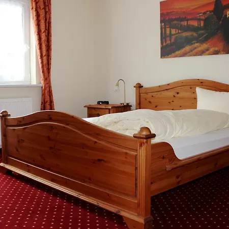 Schinderhannes Hotell